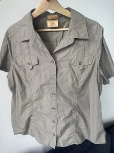 RM Williams Women’s Green Khaki Short Sleeve Button Up Shirt Size AU18 - Picture 1 of 12