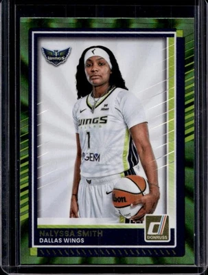 2025 Donruss WNBA NaLyssa Smith Green Laser #48 Wings - Image 1 of 2