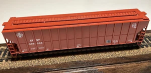 Roundhouse HO Santa Fe AT&SF 308206 50’ FMC Covered Hopper dunkelbraun lose - Bild 1 von 6