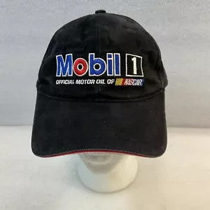 Gorra de béisbol ajustable negra Pegaso roja móvil 1 NASCAR GnuFashion - Imagen 1 de 16