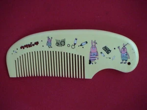 PEINE DE MADERA NATURAL CONEJO ROSA DE DIBUJOS ANIMADOS DE VIAJE DE 5,08" - ¡LINDO! - Imagen 1 de 1