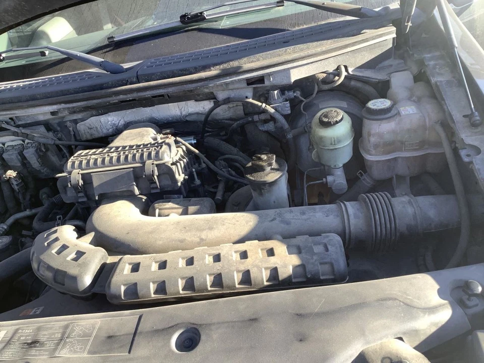 Purificador de aire 8-330 5,4 L 3 V para camioneta Ford F150 04-08 5191316 Foto 1 de 4