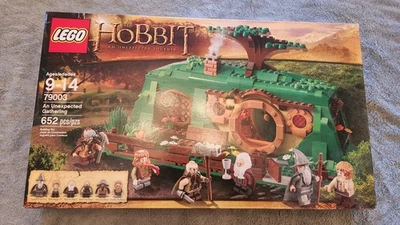 RARE LEGO 79003 ~ An Unexpected Gathering ~ 100% Complete w/ Box, Manual RETIRED - Image 1 of 4