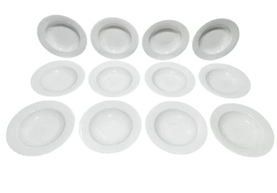 Set of 12 NEW Richard Ginori Antinea Rimmed Soup Bowls 9 1/8” x 1 1/2” - Image 1 of 4