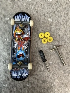 Vintage Tech Deck Fingerboard World Industries Metal Flameboy Wet Willy - Picture 1 of 9