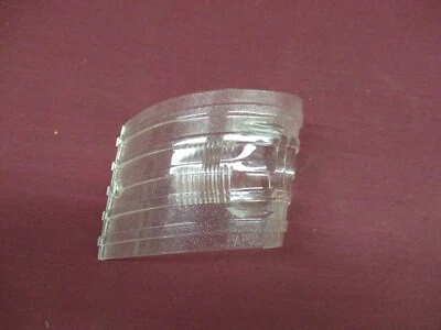 Lente de lámpara de estacionamiento Packard Clipper 1956 648448 nuevo de stock Foto 1 de 3