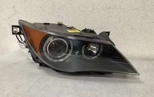 2004 2005 2006 2007 BMW 650i RIGHT Headlight Used OEM SHELL - Picture 1 of 16