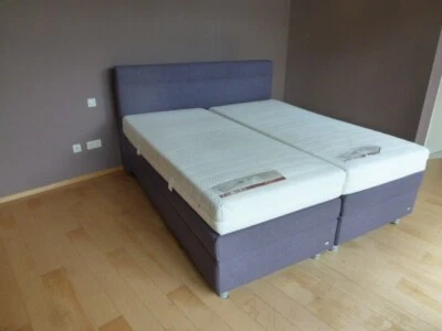 Ruff Bett, 180x200, lila, 1 Jahr alt wegen Wegzug ins Ausland abzugeben - Bild 1 von 4