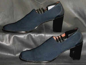 Donald J Pliner women's blue fabric w/leather trim slip on pump shoes size US 9N - Picture 1 of 6