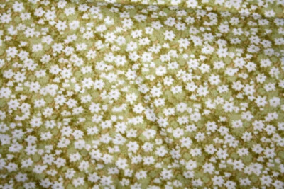 PEQUEÑAS FLORES BLANCAS SOBRE VERDE DE GIORDANO - TELA 100% ALGODÓN Foto 1 de 3