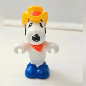 Peanuts Vintage Snoopy Dog Yellow Cowboy Farmer Hat 1966 United Feat Syndicate - Picture 1 of 7