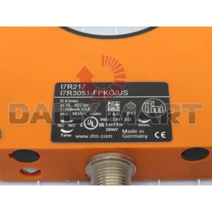 New In Box IFM I7R217 Proximity Switch Sensor - Picture 1 of 2