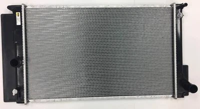 Conjunto de radiador TYC 13552 para modelos Scion IM / Toyota Corolla IM 2016-2017 Foto 1 de 2