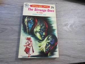 BADGER SUPERNATURAL SPECIAL #70 THE STRANGE ONES BY PEL TORRO. FANTASY HORROR - Imagen 1 de 3