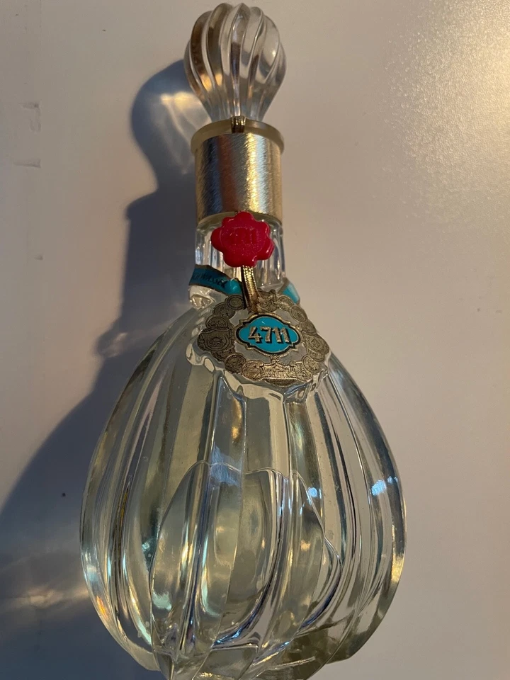 Decantador vintage 4711 Colonia 300 ml sin abrir. Agua auténtica de Colonia  Foto 1 de 4