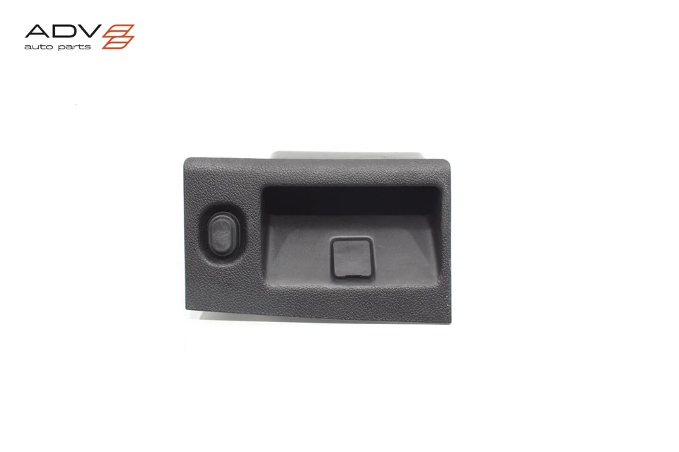 2015-2020 CADILLAC ESCALADE LIFTGATE PULL HANDLE CUP & RELEASE CLOSE SWITCH OEM - Image 1 of 4