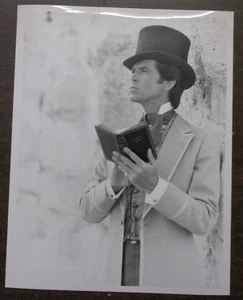 PRESS PROMO PHOTO TV AROUND THE WORLD IN 80 DAYS PIERCE BROSNAN 7X9 1989 Q558 - Picture 1 of 3