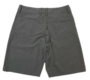 Pantalones Cortos de Golf Travis Mathew Frente Plano Gris Para Hombre 30 W30 Poliéster Elastano - Imagen 1 de 4
