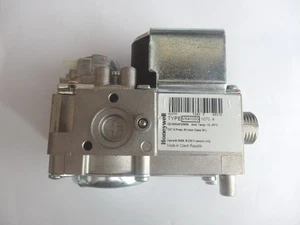 VK4105G1070 VALVOLA GAS HONEYWELL FERROLI 3-37MBAR FERELLA F24 MEL 39804880 - Foto 1 di 1