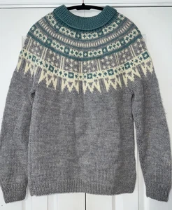 Vintage Hand Knit Wool Sweater Womens Medium Nordic Fair Isle Homemade - Picture 1 of 10