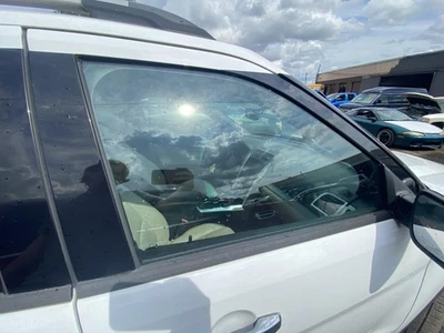 Used Front Right Door Glass Front fits: 2015 Ford Explorer Limited R. Front Righ Foto 1 de 4