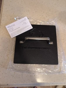 Pampered Chef Grill Press #2875 - Heavy-Duty Cast Iron, Perfect for Grilling New - Picture 1 of 3