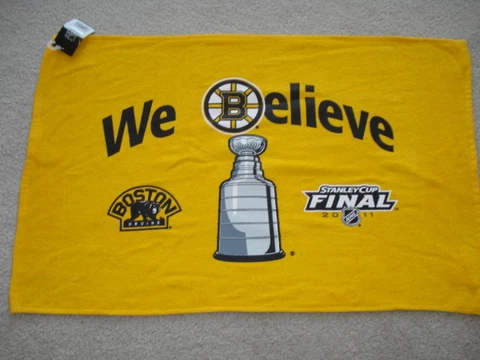 Boston Bruins 26x16 Rally Stanley Cup Towel. NWT's Nice Cover