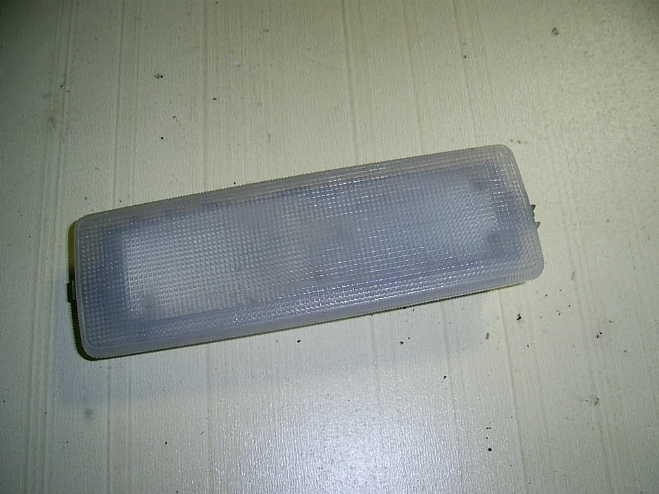 Luz luz interior interior trasera mercedes-benz 500 sel w126 (6)  Foto 1 de 1