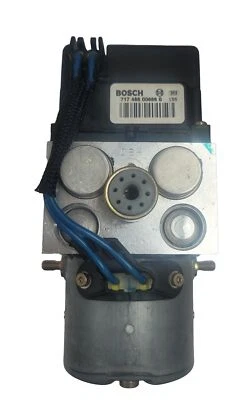 Módulo de control de bomba ABS y unidad hidráulica Bosch 52113683AC Durango 04-05 Foto 1 de 4