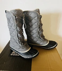 SOREL Womens Out N About Tall Snow Boots Grey Lace Up Quilted Size 7 MPR $140 - Picture 1 of 12