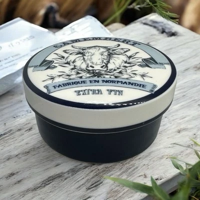 Mark & Spencer Camembert Cheese Baker | Hold Brie Camembert  4.75" Diameter - Image 1 of 4