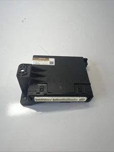 TEMPERATURE CONTROL MODULE Toyota Prius Prius V 2012 2013 2014 2015 88650-47282 - Picture 1 of 6