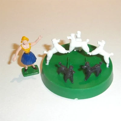 Corgi Toys  511 Chipperfields Circus Mary Chipperfield Poodles Set - Image 1 of 4