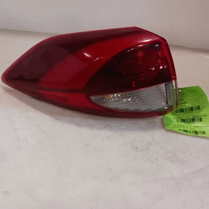 Tucson Driver Tail Light Incandescent Quarter Panel Mounted Fits 16-18 4755030 - Picture 1 of 12