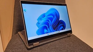 Latitude 5320 TOUCH FLIP 2 IN 1 3.0GHz i7-1185G7 32GB 256GB Win 11 - SIM CARD - Picture 1 of 12