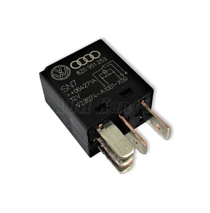 423-Audi VW 5-Pin Negro Relé No (395) Multi-Uso 8Z0951253 Tyco V23074-A1001-X50 - Imagen 1 de 6