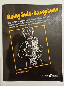 GOING SOLO - SAXOPHONE - FABER MUSIC - SAXOPHONE MUSIC BOOK - FREEPOST - Picture 1 of 6
