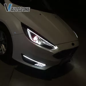 VLAND Headlights Fit For Ford Focus 2015-2018 Sedan/Hatchback Sequential Signal - Picture 1 of 11