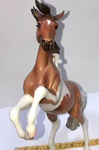 Breyer Pferd 2007 Schatzsuche Silver Bay Pinto Farbe Aufzuchthengst - Bild 1 von 20