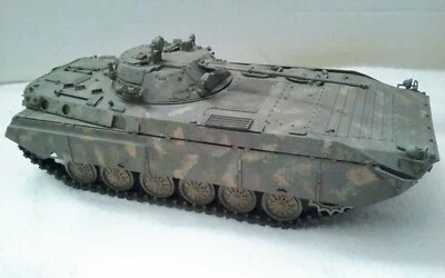 Built 1/35 Russian BMP 2 - Image 1 of 4