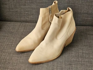 rag & bone RAZOR Cream Nubuck Pointed Toe Block Heel Chelsea Boots Women’s 38.5 - Picture 1 of 10