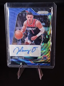 2024-25 Panini Prizm - Signatures - Blue Wave Prizm #SIG-JDW - Johnny Davis - Bild 1 von 2