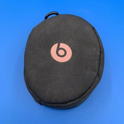 Beats Replacement Carrying Case / Pouch for the Beats Solo 3 - Black / Red Logo - Image 1 of 4