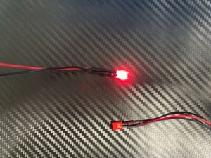 LED 2x5x7mm ROSSO 6-12V già saldato illuminazione per la tua RC-CAR barca aereo - Foto 1 di 1