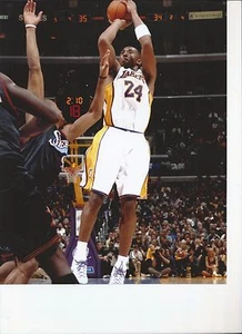 8 1/2 x 11 Glossy Photo Kobe Bryant Los Angeles Lakers {BKP009} - Picture 1 of 1