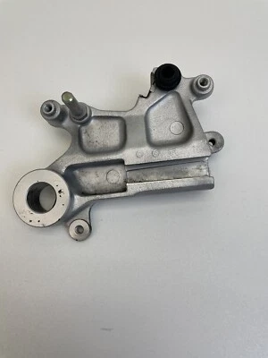 Soporte pinza freno trasero Suzuki Drz400 Drz 400 OEM 400S 400E 400K Foto 1 de 4