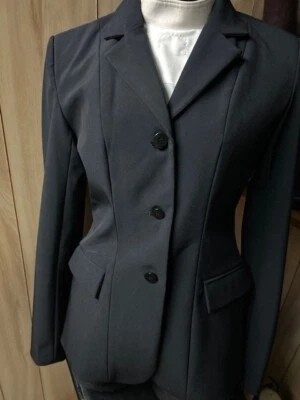 黑色女士狩猎/比赛外套尺寸 4R * 新 * EOUS 弹性 100% 聚酯纤维 — 第 1/4 张图片