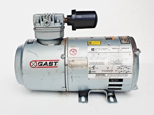 GAST 1HAE-10-M223X Vacuum Pump / Air Compressor with 1/4 Hp Motor 110/240 Volt - Picture 1 of 9