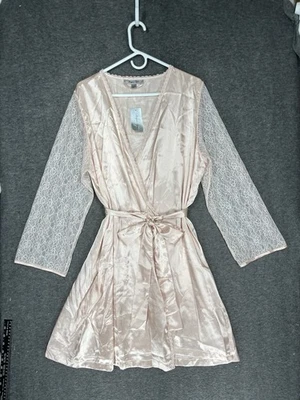 Новый с Ярлыками Morgan Taylor атласный халат размер L/XL кружева бледно-розовый пастель колена длина Macy's - Изображение 1 из 4