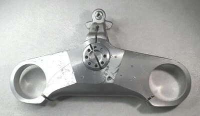 ПОДЛИННЫЙ DUCATI 94-03 748 916 996 998 Showa вилка верхний YOKE тройной зажим 34110111A - Изображение 1 из 4